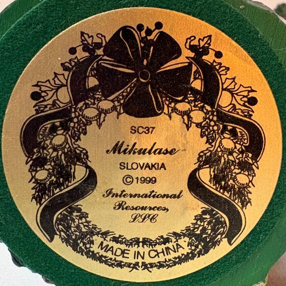 International Santa Slovakia 1999 – Mikulase Figurine 4.5" Resin Holiday Decor - Picture 6 of 6